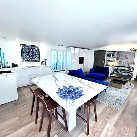 Appt De 85m2, Pour 4 Personnes Avec Clim, Terrasse, Et Parking Sous Terrain * 图尔